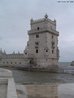 A Torre de Belm foi construda no perodo das conquistas portuguesas (quando a defesa da cidade de Lisboa era de extrema importncia) em homenagem ao santo padroeiro da cidade, So Vicente. Sua construo foi iniciada em 1514 e concluda em 1520, sob o reinado de D. Manuel I (1495-1521), tendo como arquiteto Francisco de Arruda. <br><br/> Palavras-chave: relaes de poder, Estado, Reino de Portugal, conquistas, defesa, Lisboa, fortificao, D. Manuel.