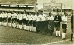 O Sport Club Corinthians Paulista  um clube desportivo brasileiro. Foi fundado como uma equipe de futebol no dia 1 de setembro de 1910 por um grupo de operrios do bairro do Bom Retiro, na cidade de So Paulo. O nome foi inspirado no Corinthian FC de Londres, que excursionava pelo Brasil.<br><br/> Palavras-chave: relaes culturais, esporte, futebol, competio.